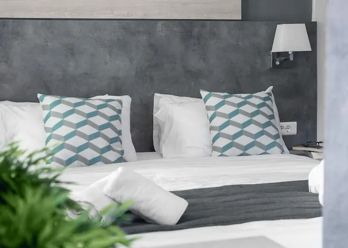 Meliton Inn Hotel & Suites By The Beach