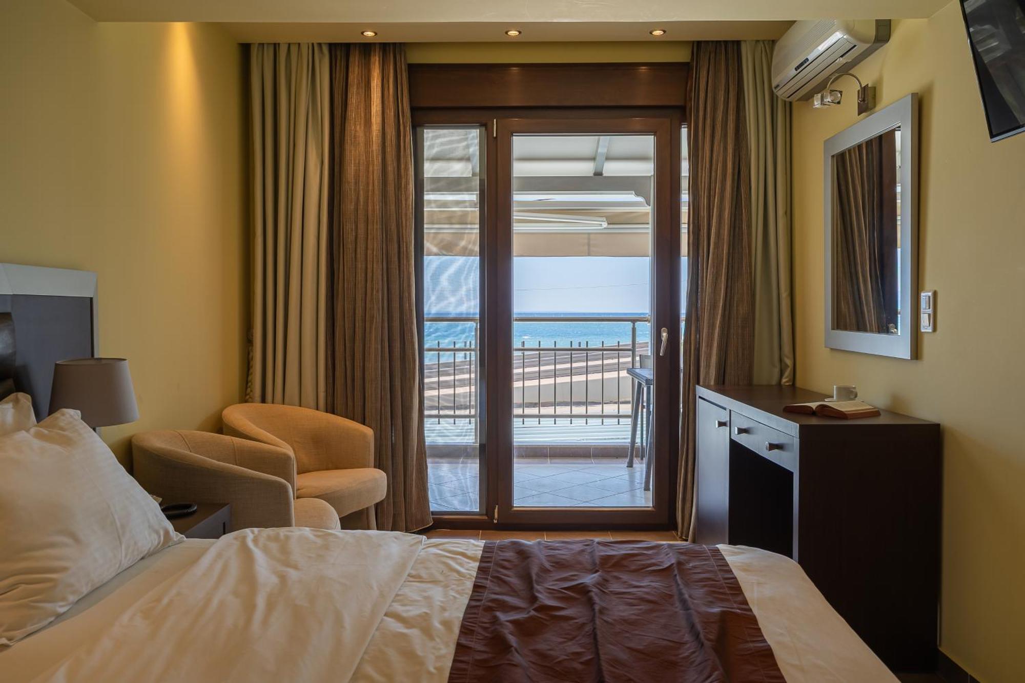 Hotel Meliton & By The Neos Marmaras