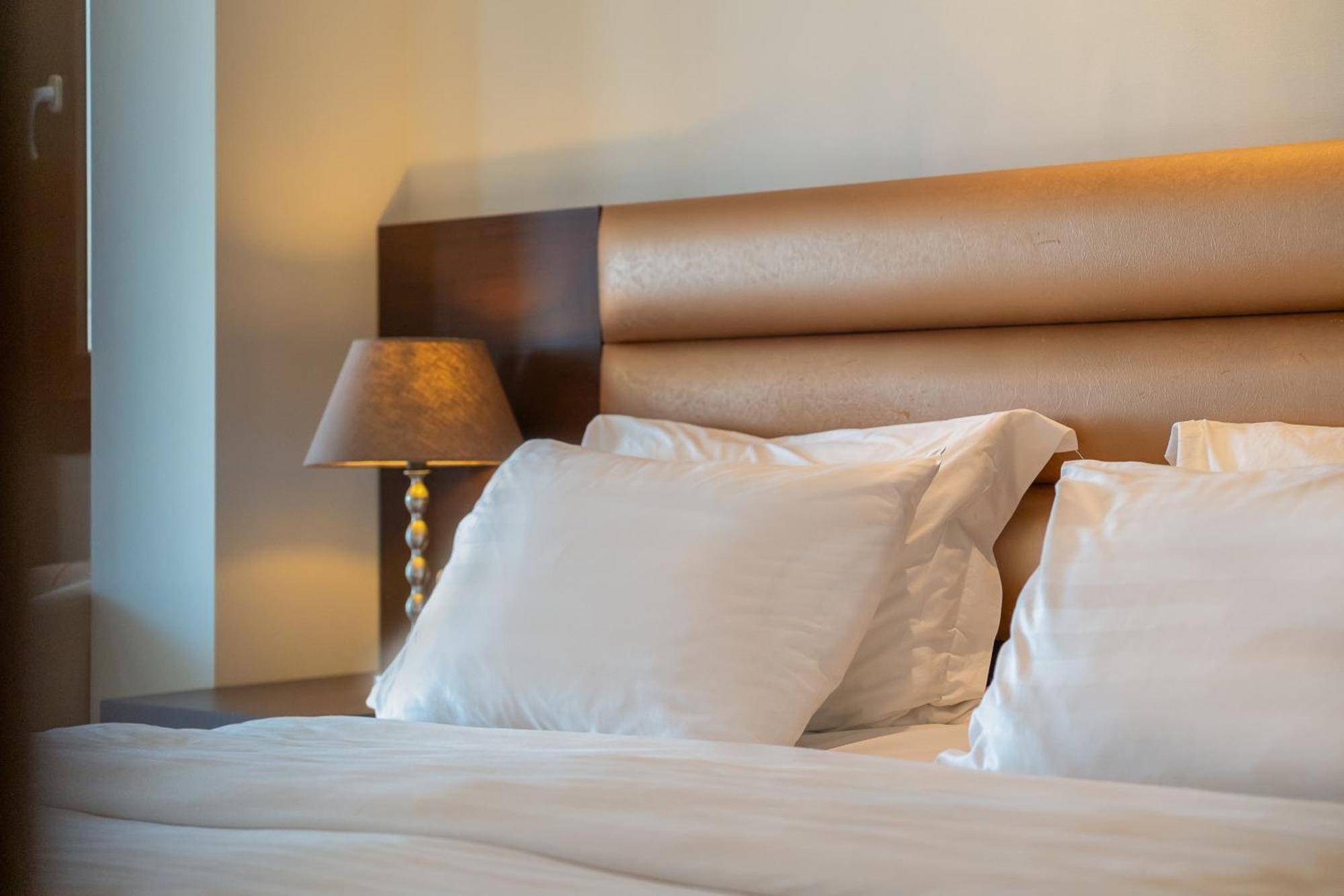 Hotel Meliton & By The 3*