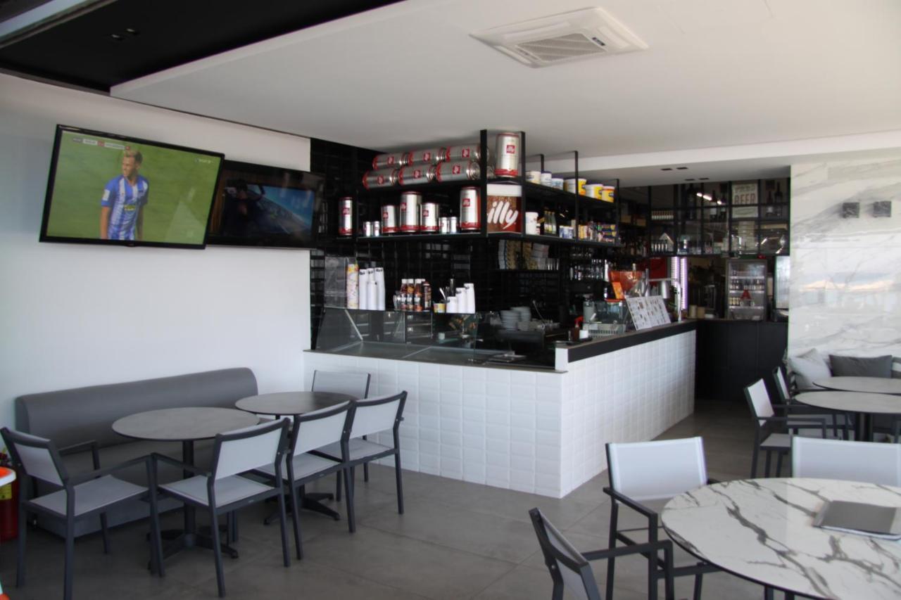 酒店 Meliton & By The